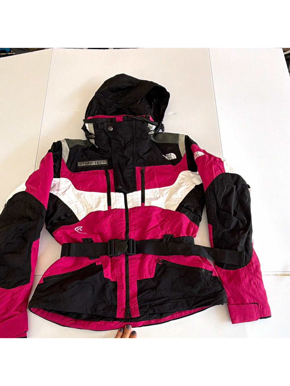 The North Face Steep Tech Women’s S/P Ski Jacket Hooded Belted Colorblock